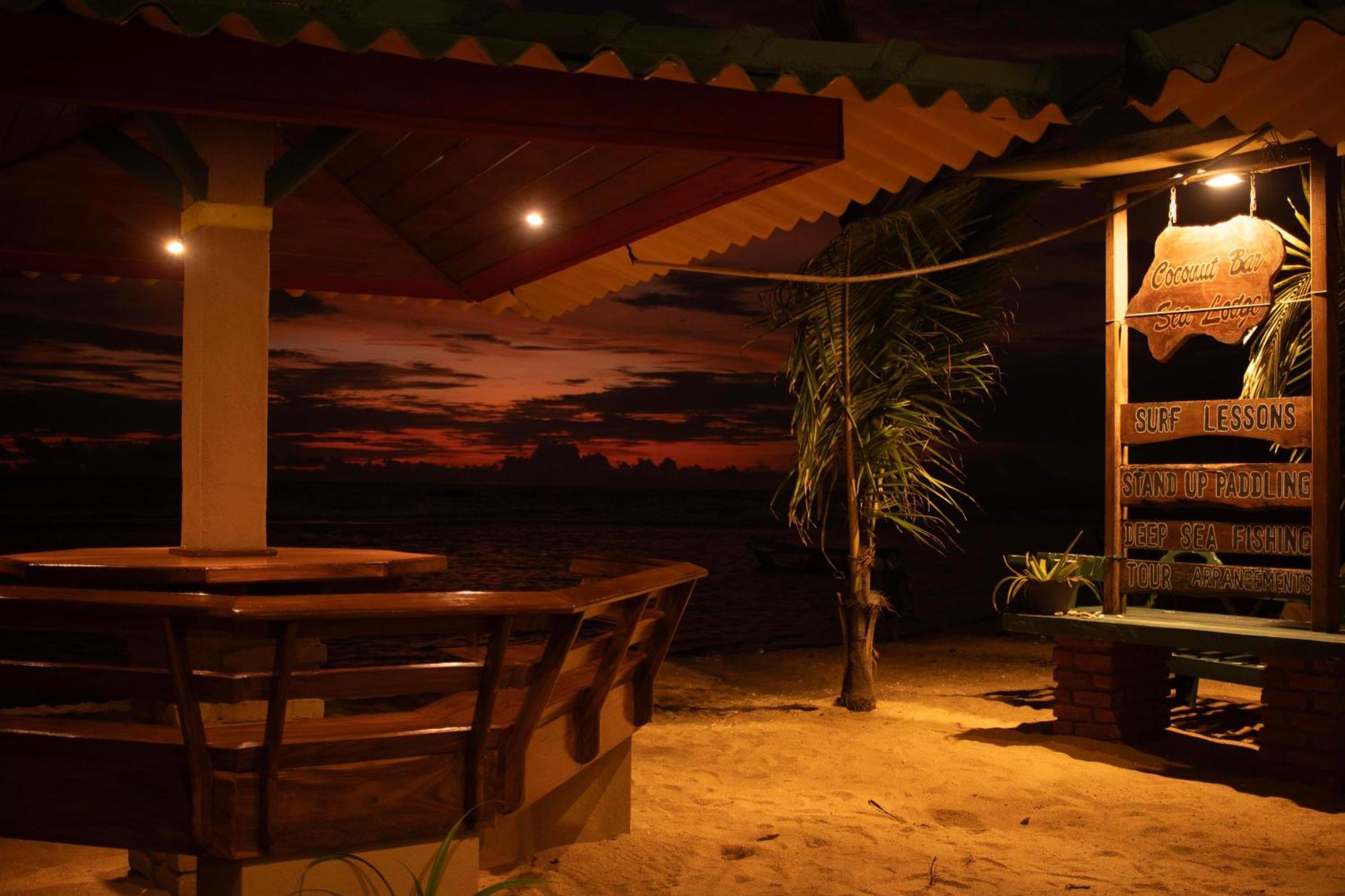 Hotel Coconut Bar Sea Lodge Beruwala Eksteriør billede