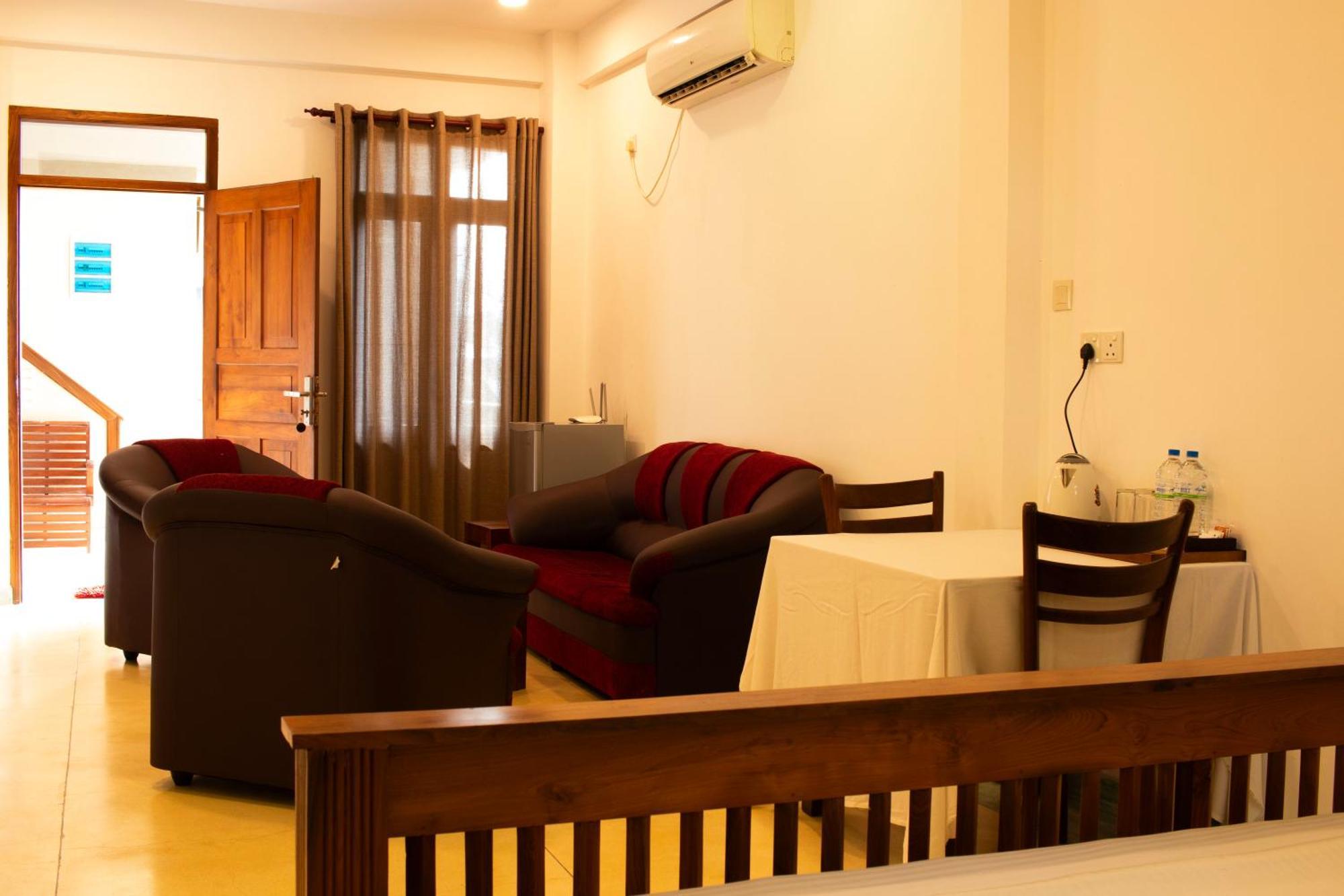 Hotel Coconut Bar Sea Lodge Beruwala Eksteriør billede