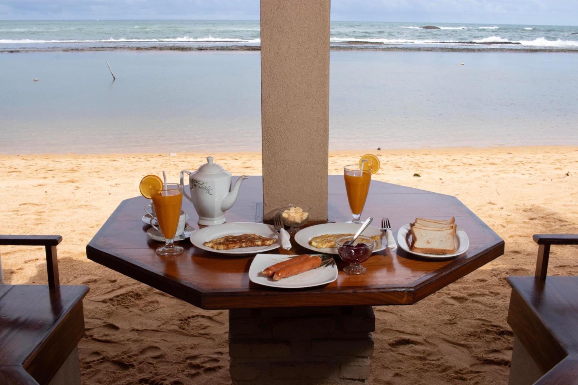 Hotel Coconut Bar Sea Lodge Beruwala Eksteriør billede